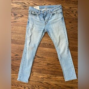 HOLLISTER Skinny Jeans - Men’s 28x30